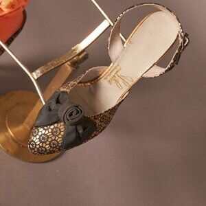 1950 Metallic Gold And Black Slingback Bow Heels